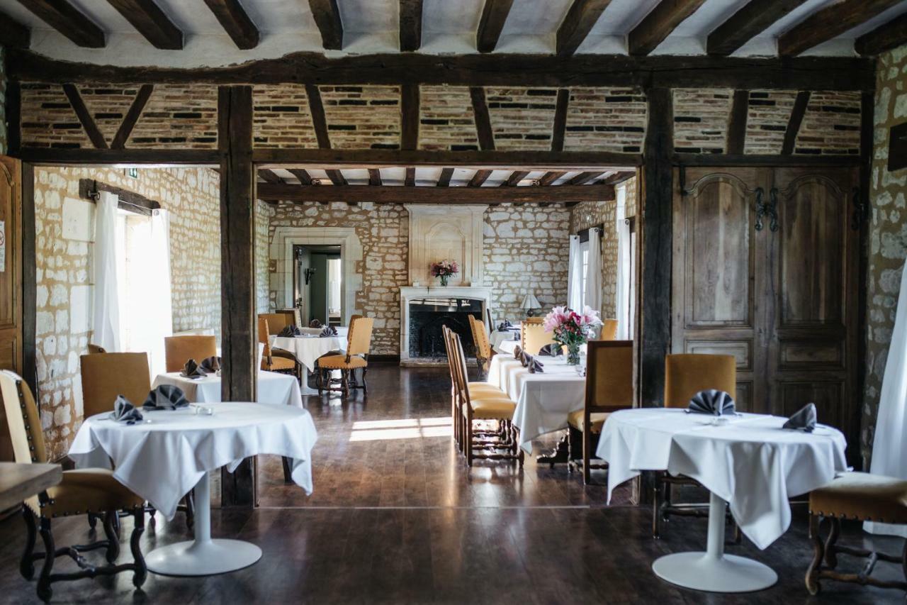 Chateau De Marcay Bagian luar foto